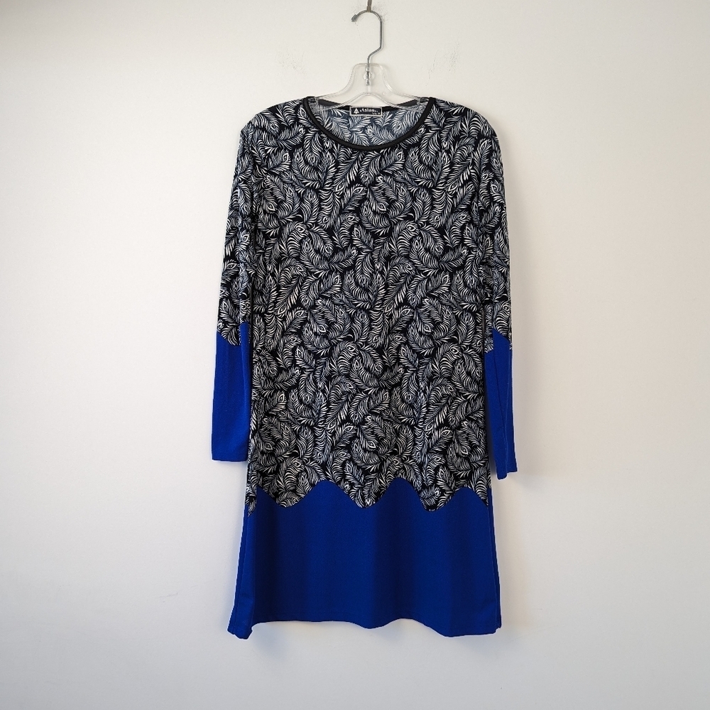 Women's Aslan Bay Blue and Black Leaf Print Knit Dress - Size M